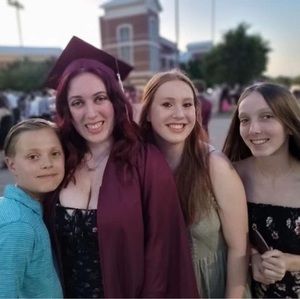 Meet your Posher, Rebecca